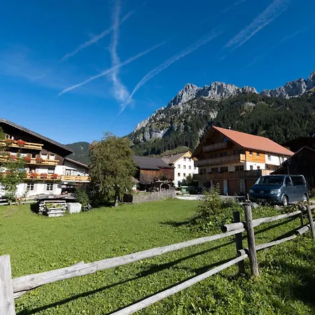 Perktold Country house